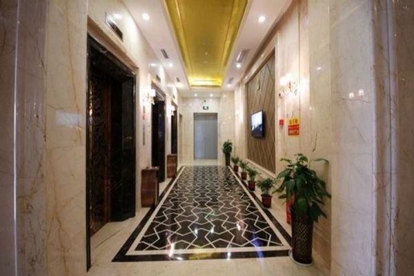 Baiyunbian Hotel (Jingzhou)